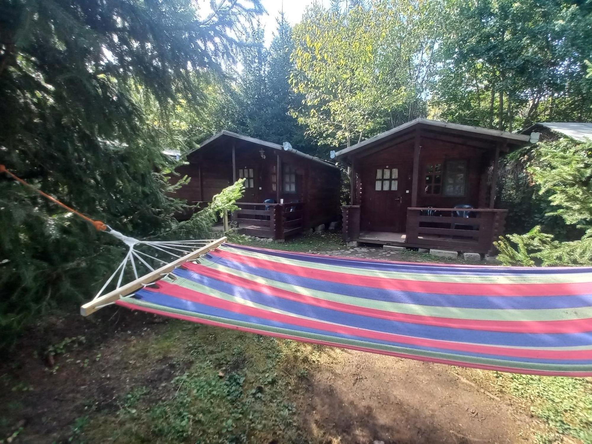 Bungalow Camping Edelweiss - Floare De Colt - Gyopar Rimetea Extérieur photo